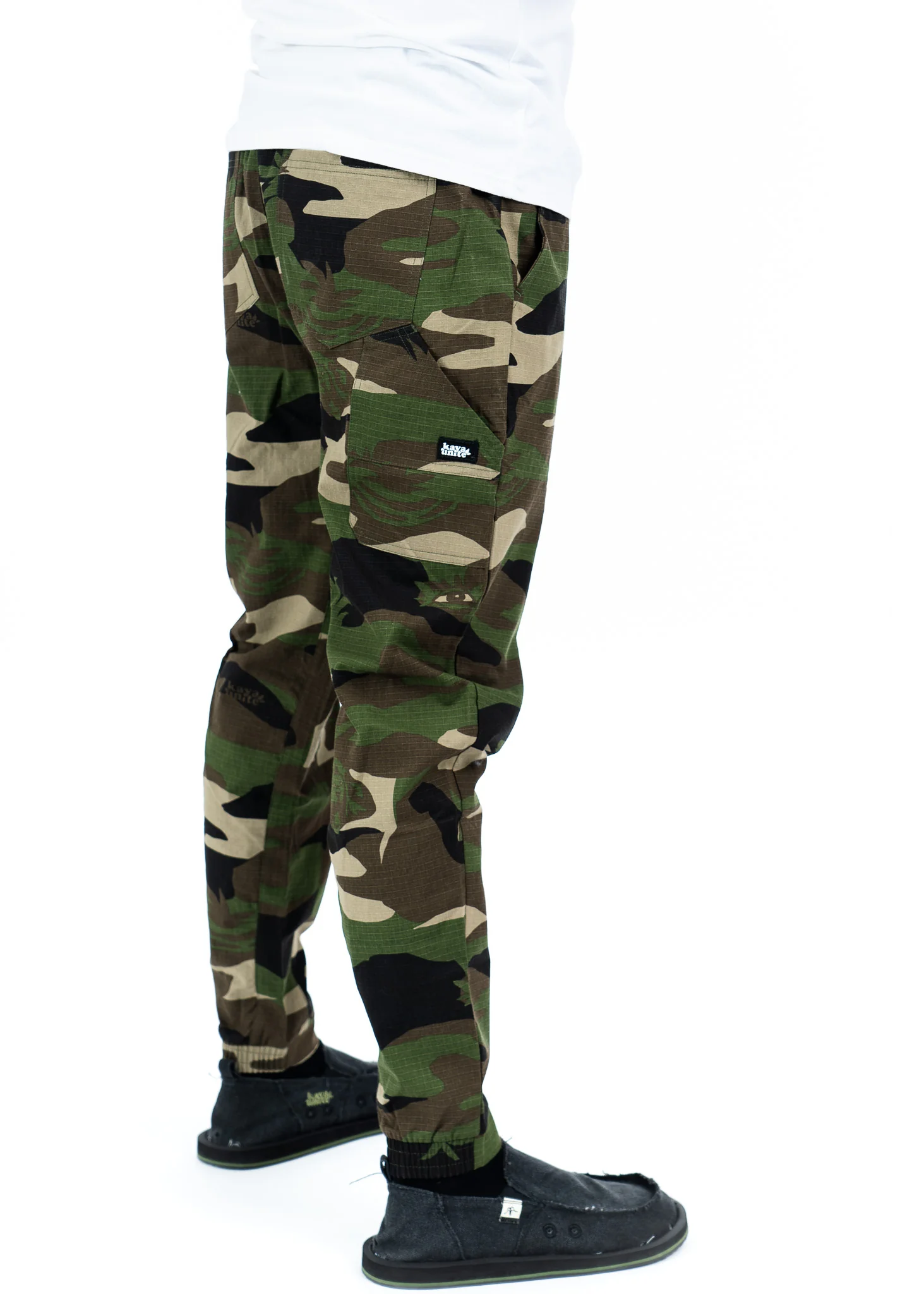 Buzo Jogger Nylon Hombre - Camo - Image 3