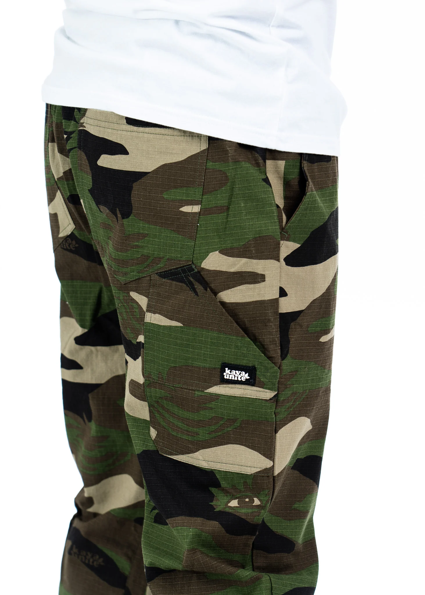 Buzo Jogger Nylon Hombre - Camo - Image 4