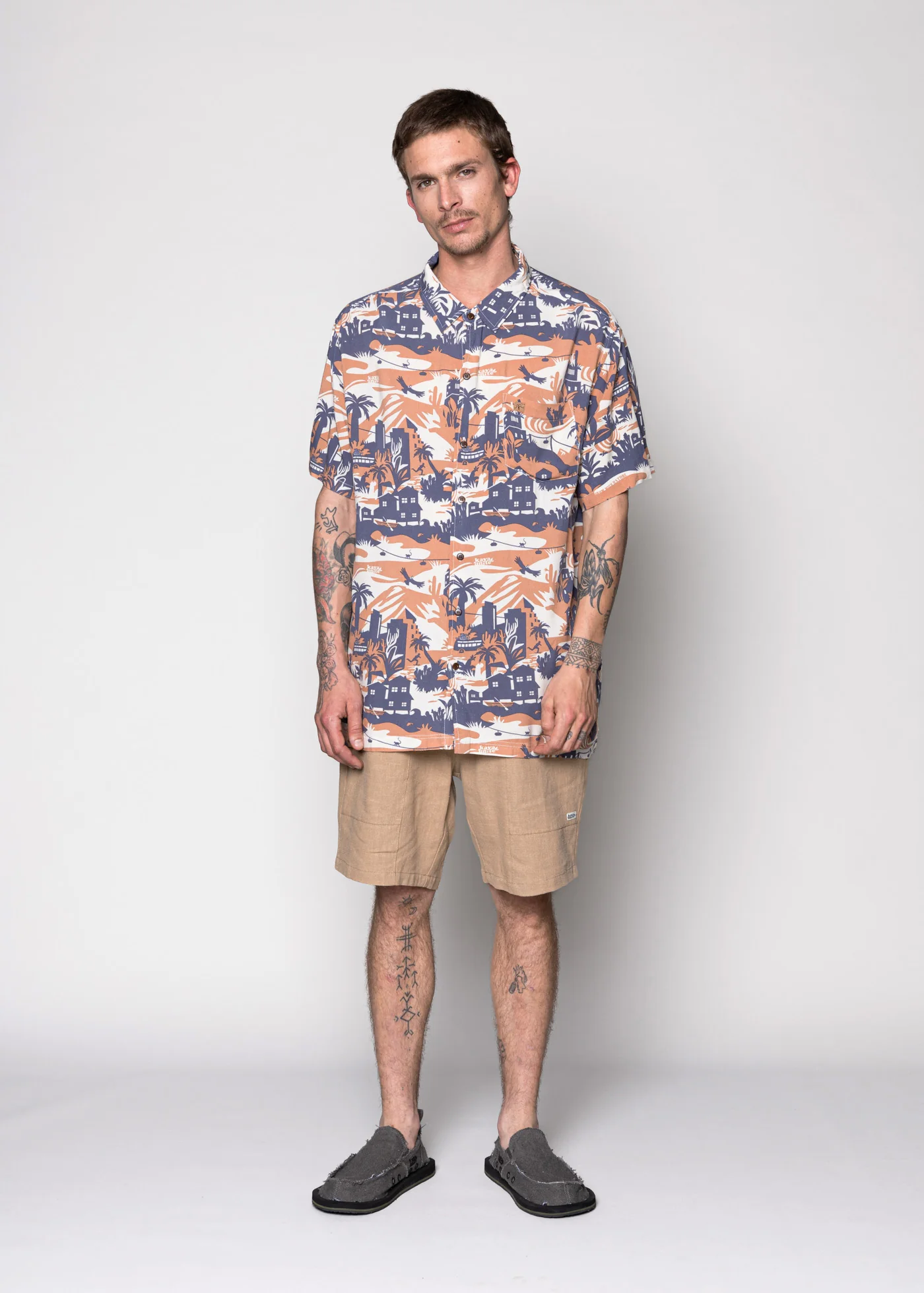 Camisa Diseño Manga Corta Rayón Jungle Hombre - Peach - Image 2