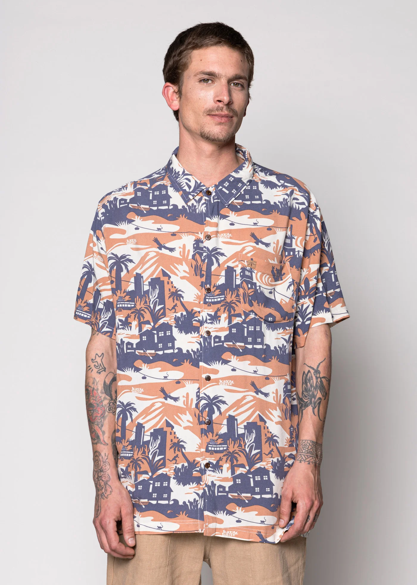 Camisa Diseño Manga Corta Rayón Jungle Hombre - Peach - Image 3