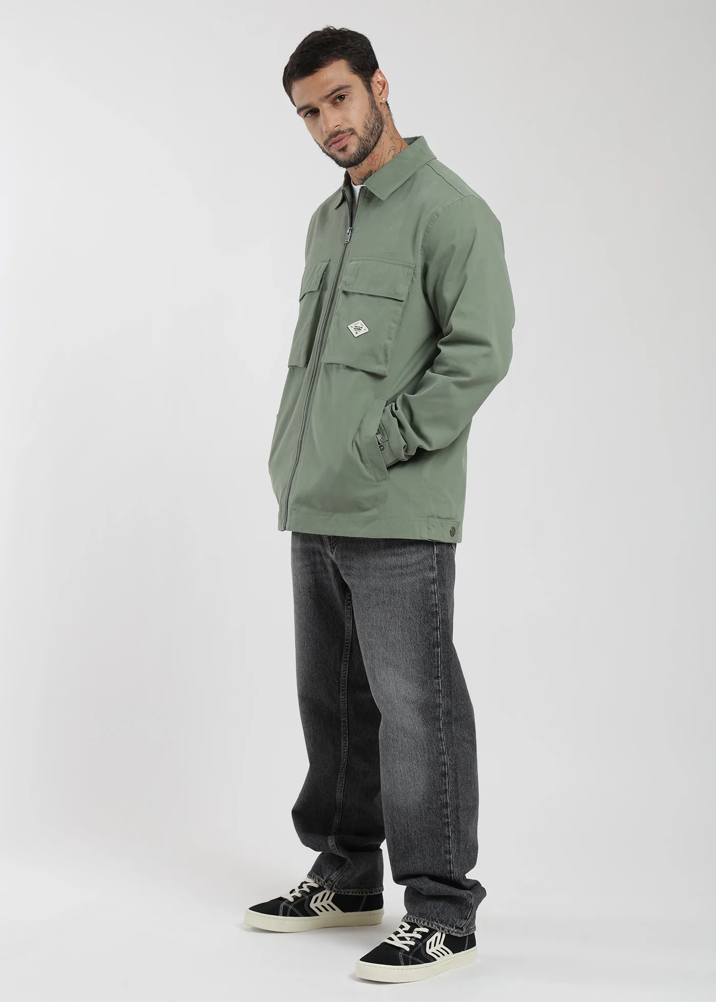 Chaqueta Clásica Cargo Patch Hombre - Image 12