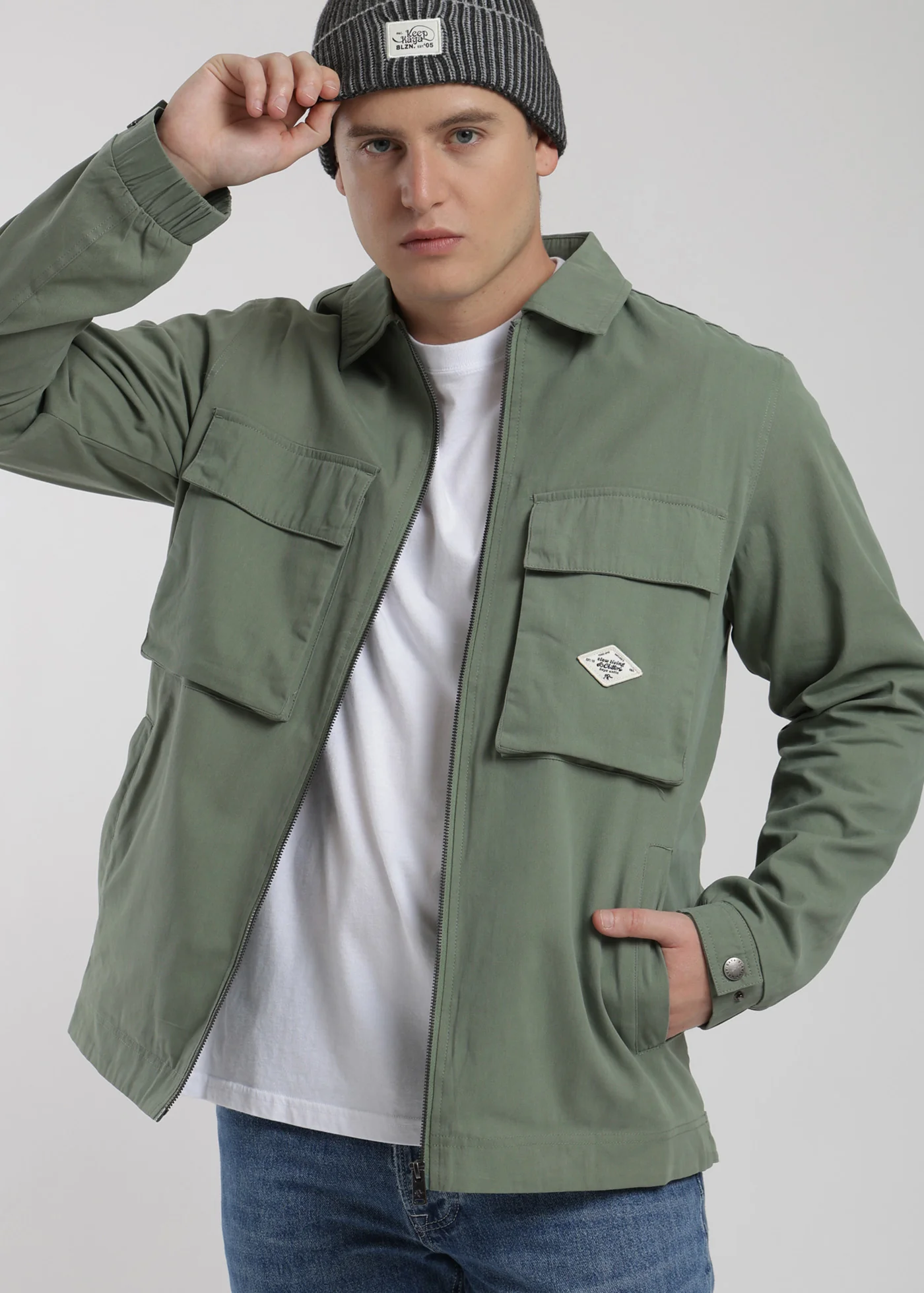 Chaqueta Clásica Cargo Patch Hombre - Image 16