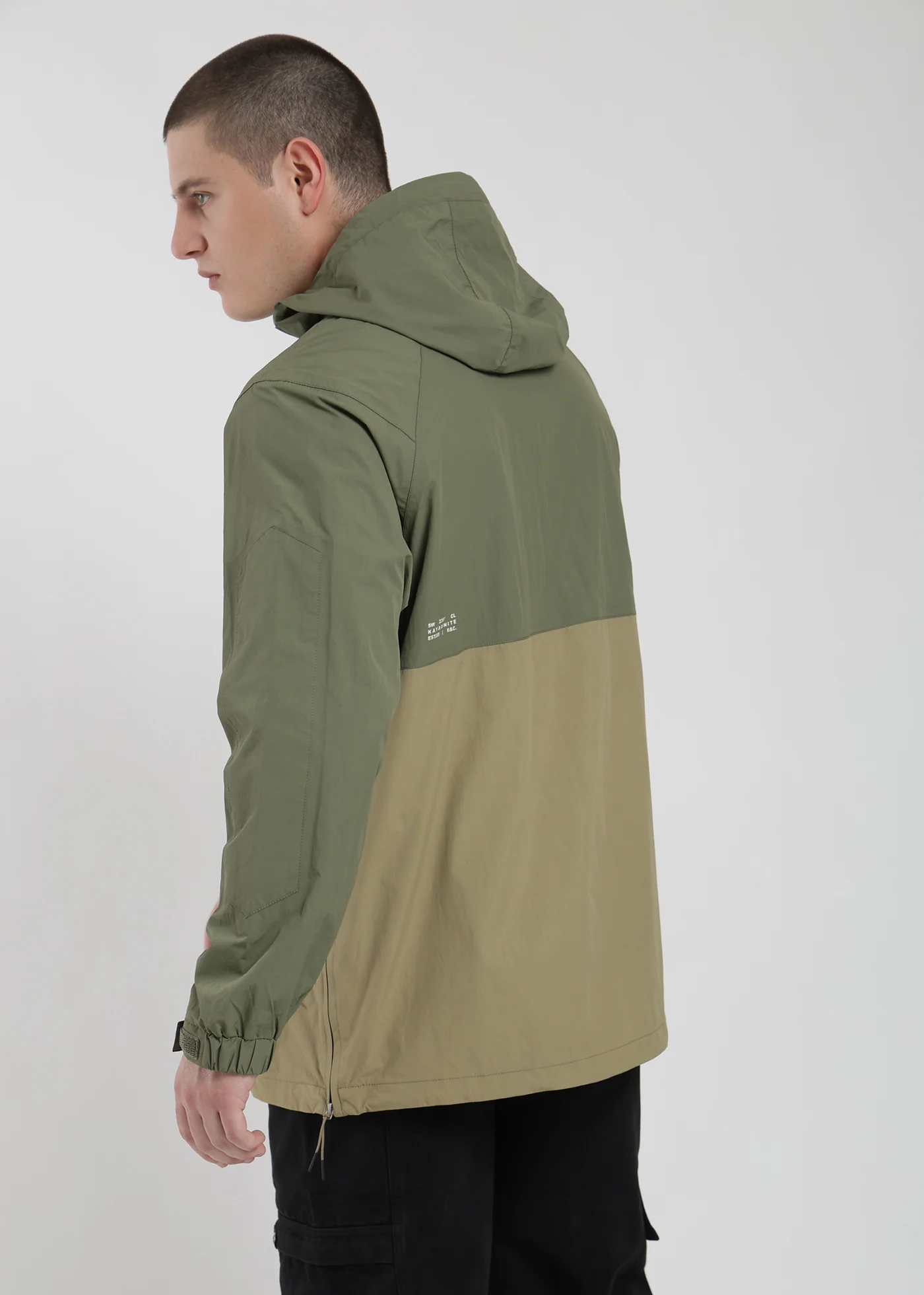 Chaqueta Cortaviento Anorak Hombre - Image 8