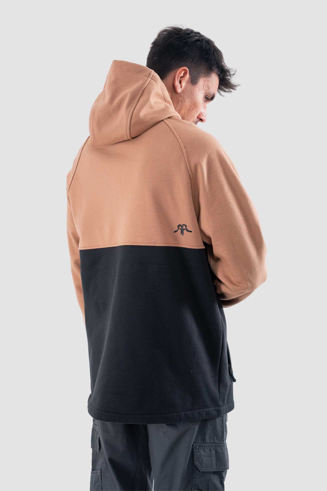 Chaqueta Cortaviento Surazo Hood Hombre - Camel - Image 3