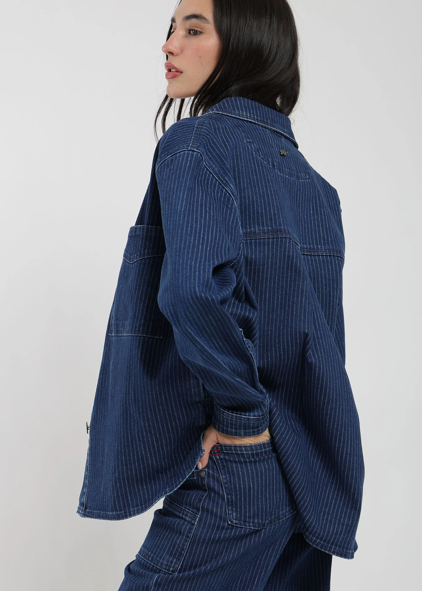 Chaqueta Sobrecamisa Heavy Weight Mujer - Image 4