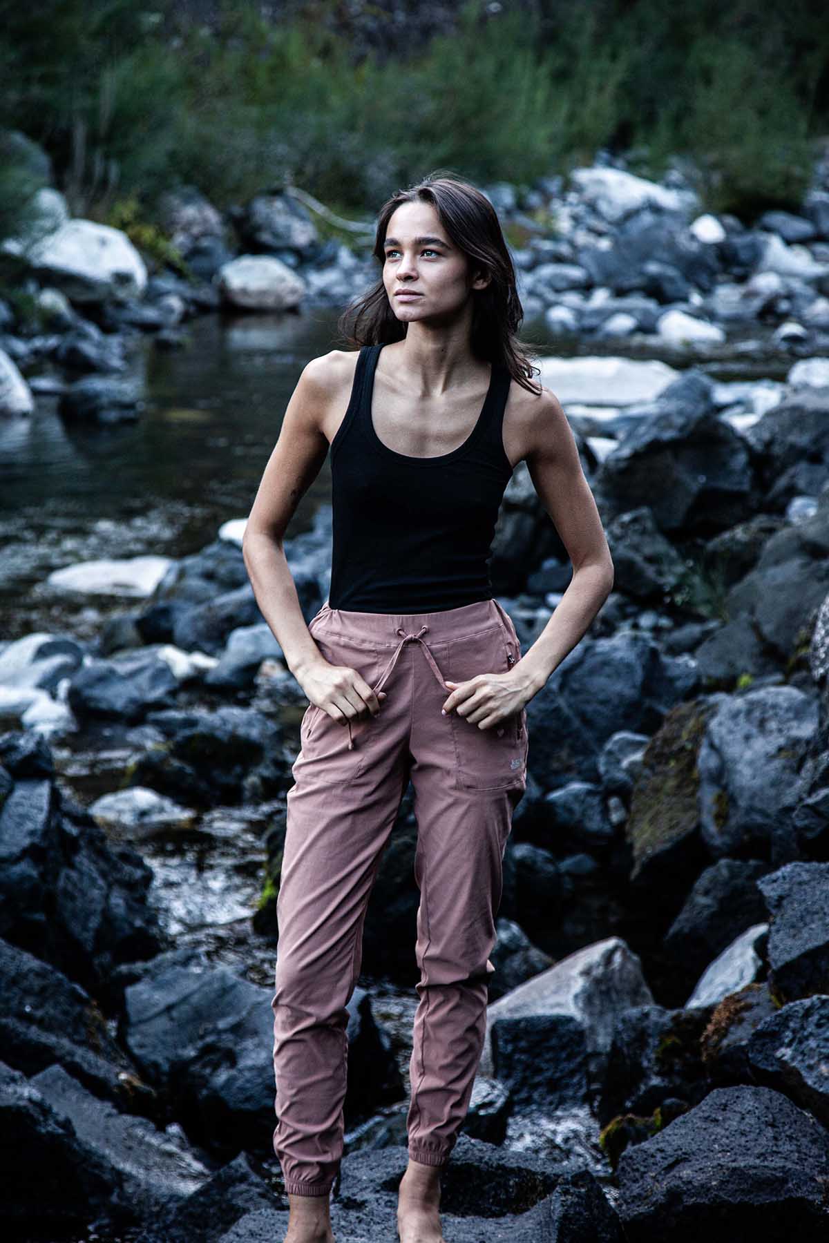 Pantalón Slim Nylon Hikking Mujer - Terracota - Image 2