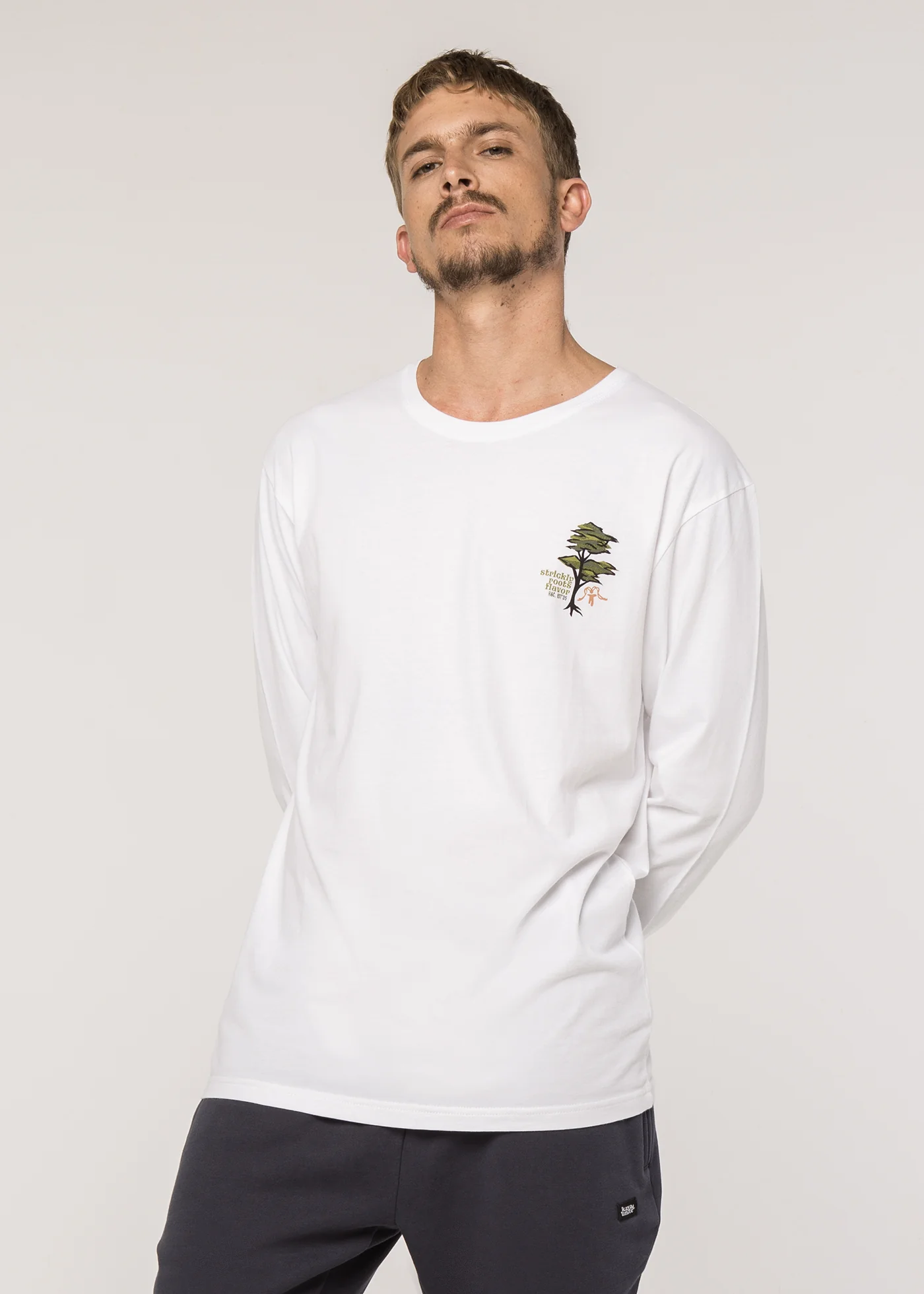 Polera Manga Larga Diseño Algodón Orgánico 7 Tazas Hombre - Blanca - Image 4