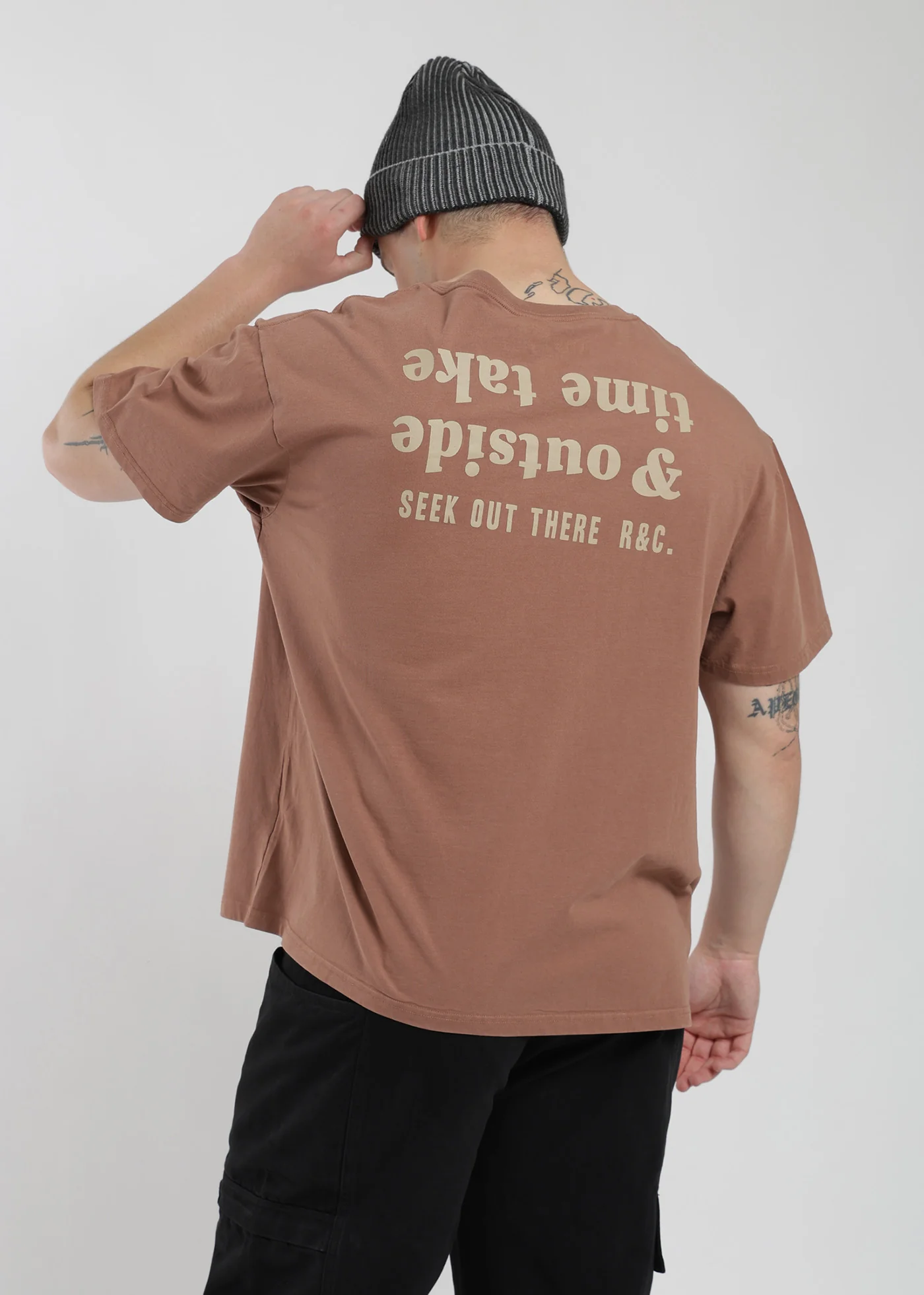 Polera Oversize Algodón Aniversario Hombre - Café