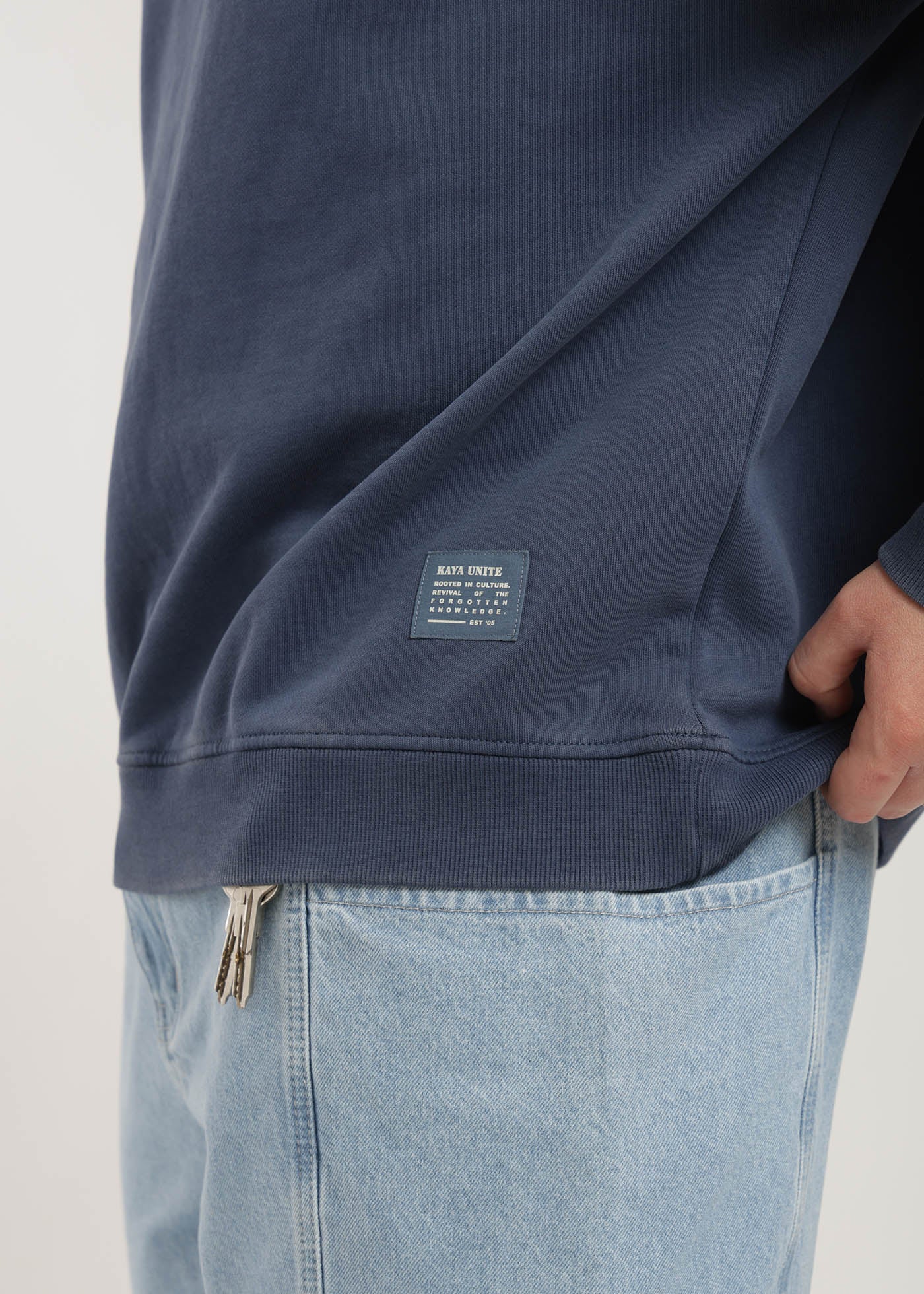 Polerón Cuello Redondo Street Hombre - Azul - Image 3