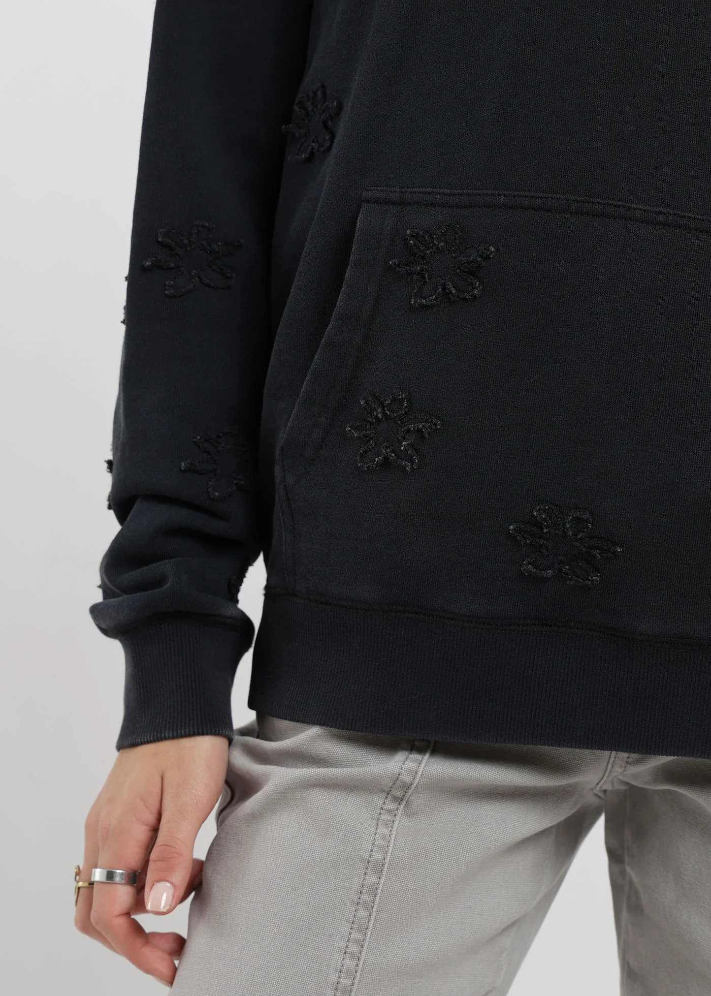 Polerón Hoodie Algodón Print Stars Mujer - Negro - Image 3