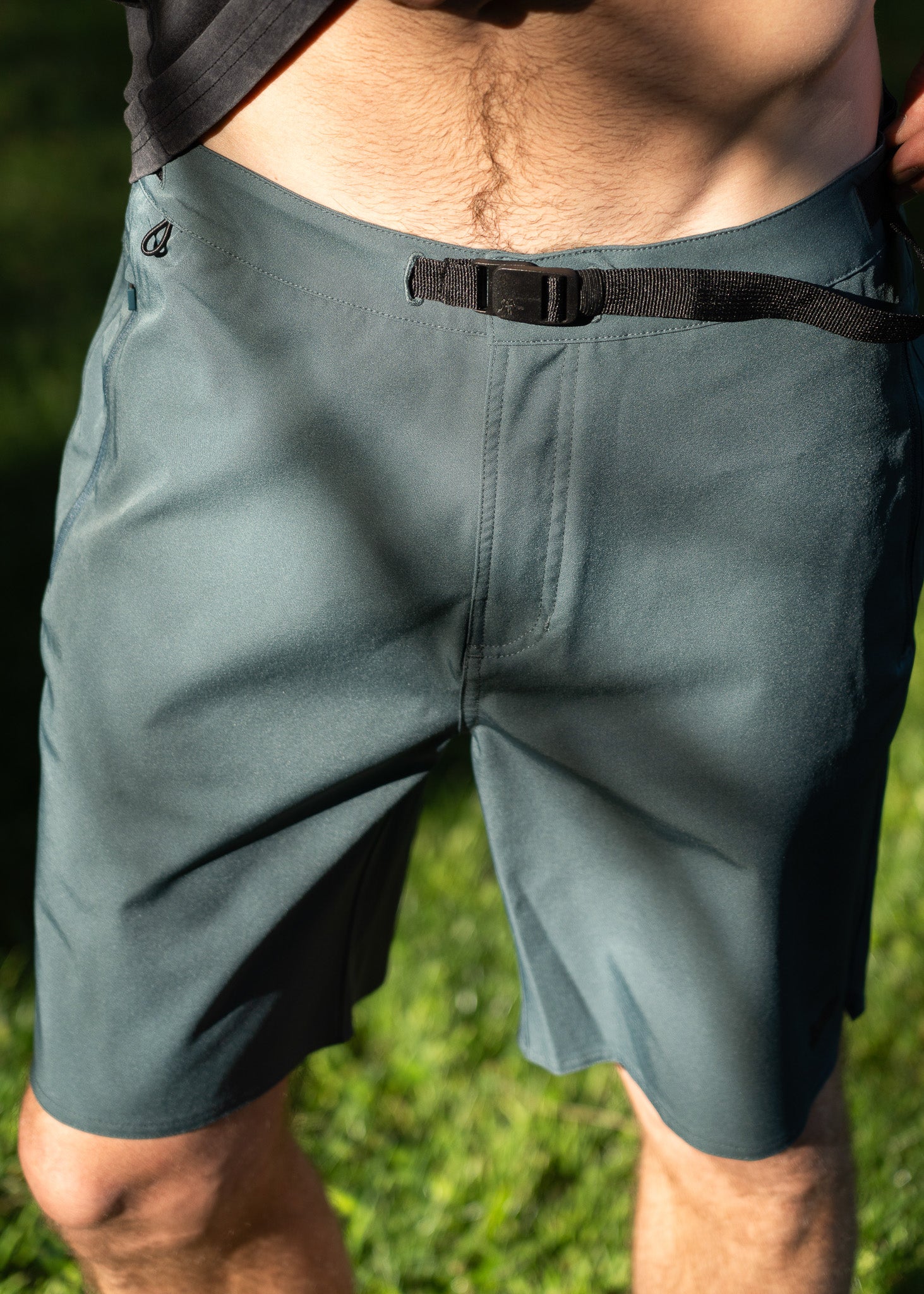 Short Nylon Híbrido Multiuso Solid Hombre - Petrol - Image 5