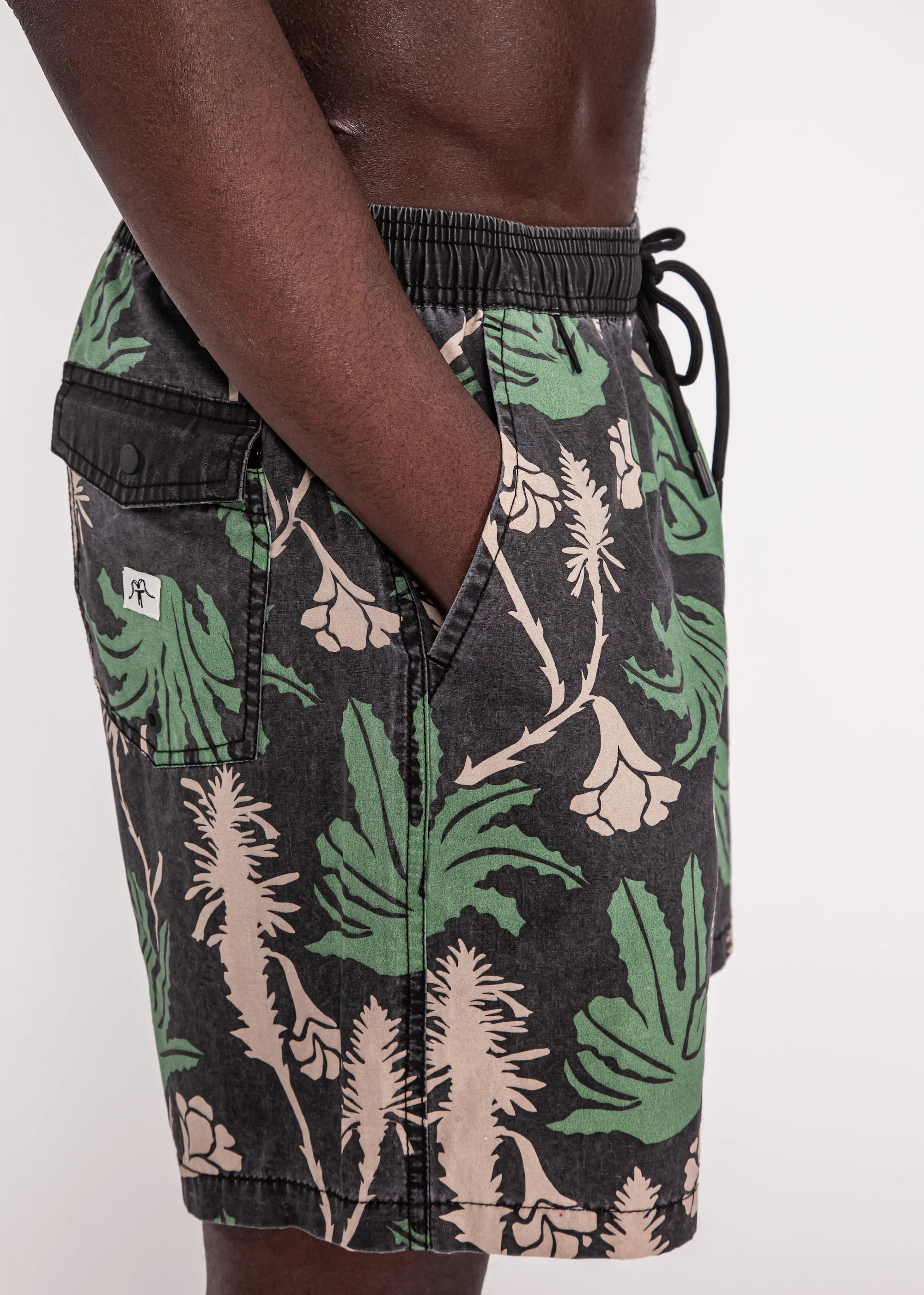 Volley Aloe Black Green - Image 4